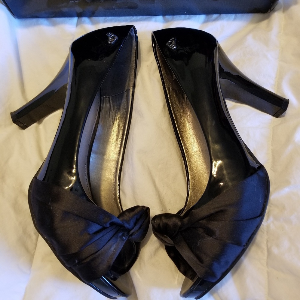 Black Gorgeous heels by Fergie